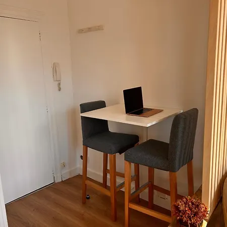 Cocon Des Minimes - Appt Pour 3 Avec Balcon
